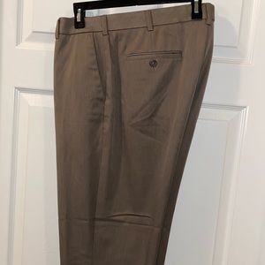 Dress pants/slacks